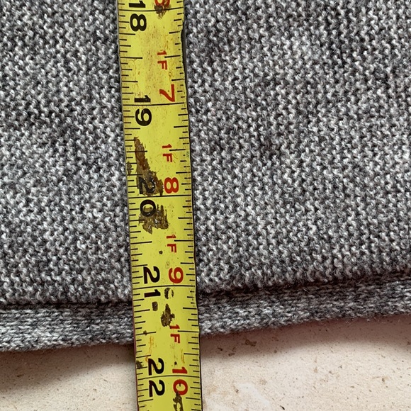 Babaton cashmere sweater - Picture 8 of 8